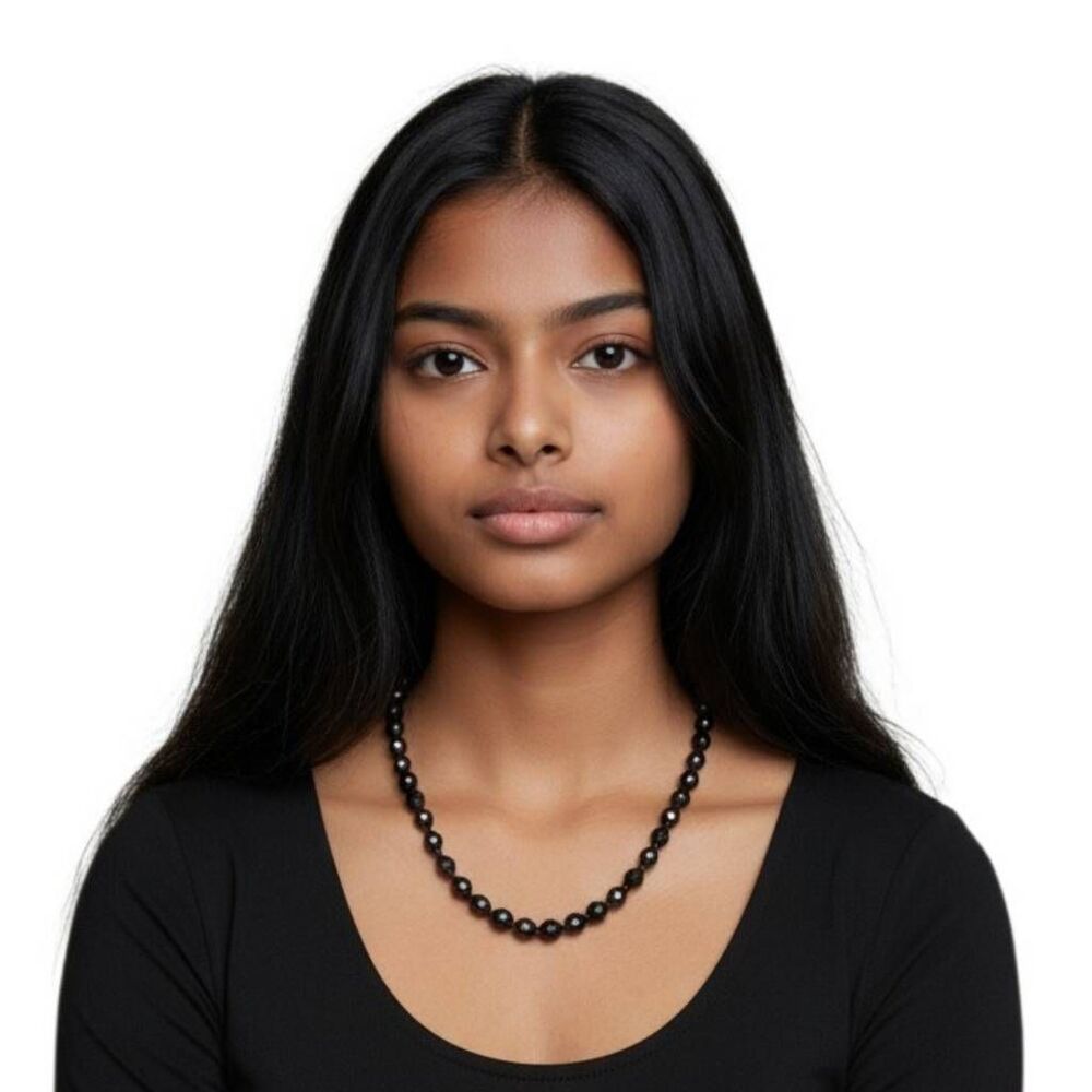 Necklace Sparkly Multifaceted Black Gem Beaded Jewels